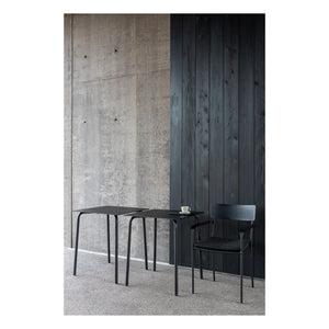 Serax - Silla con reposabrazos August | Negra