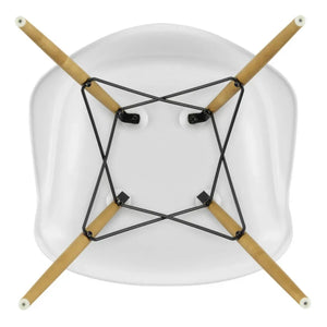 Vitra - Silla DAW - base de arce - Charles y Ray Eames | Blanco