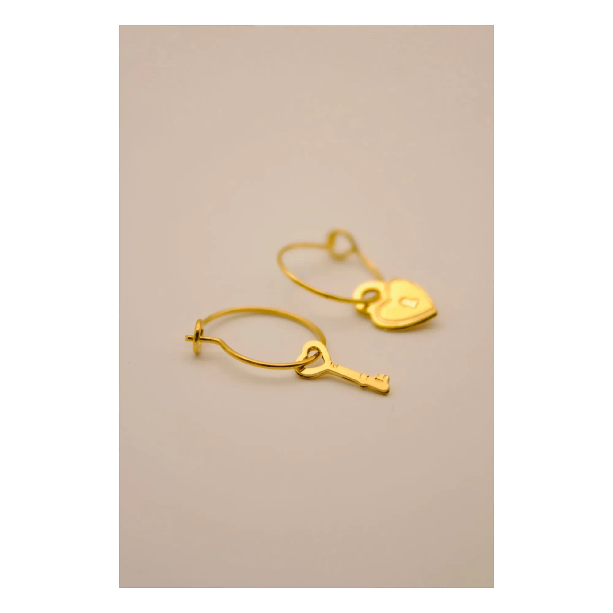 Adorabili - Mini aros ocultos | Oro