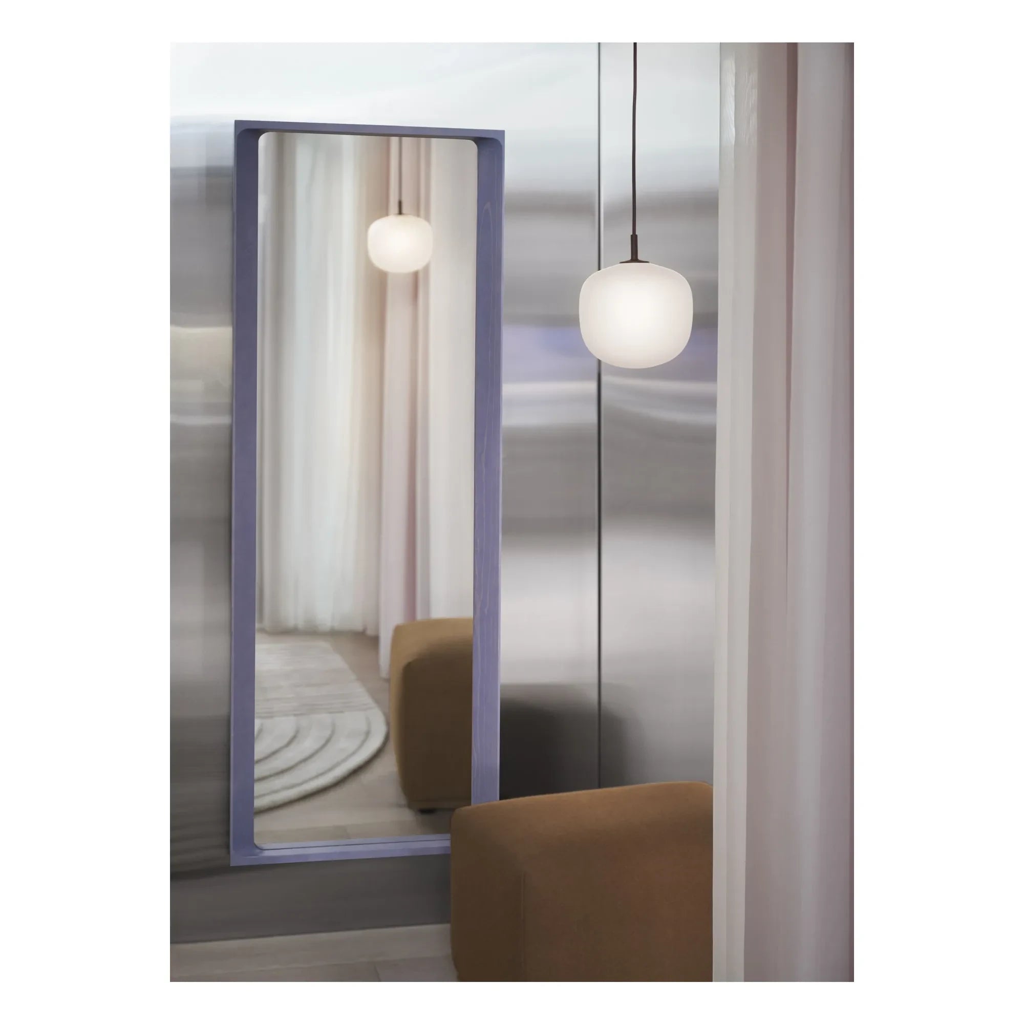 Muuto - Espejo curvado, Cobre Rhys | Lila