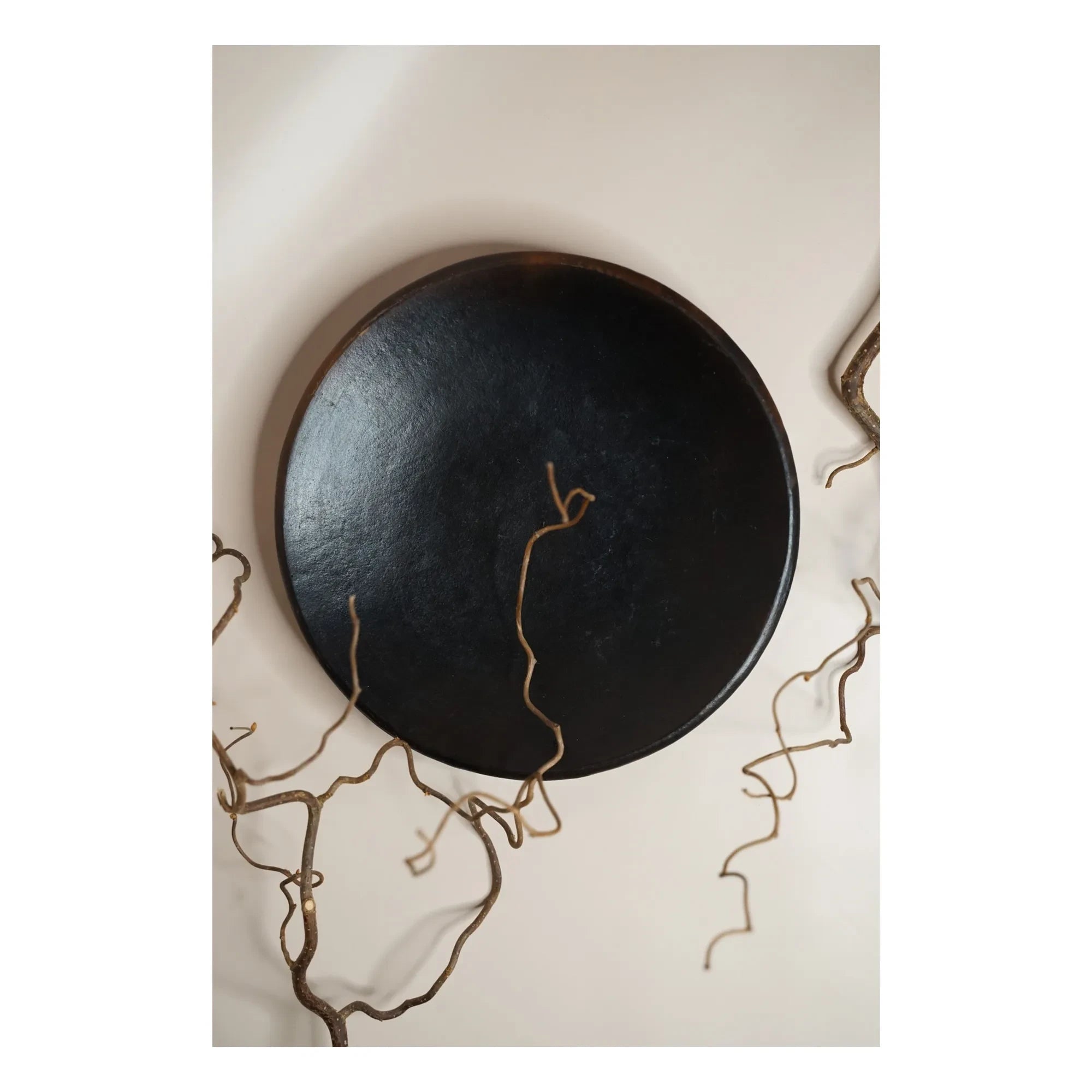 Woodmata - Plato de terracota D28cm | Negro