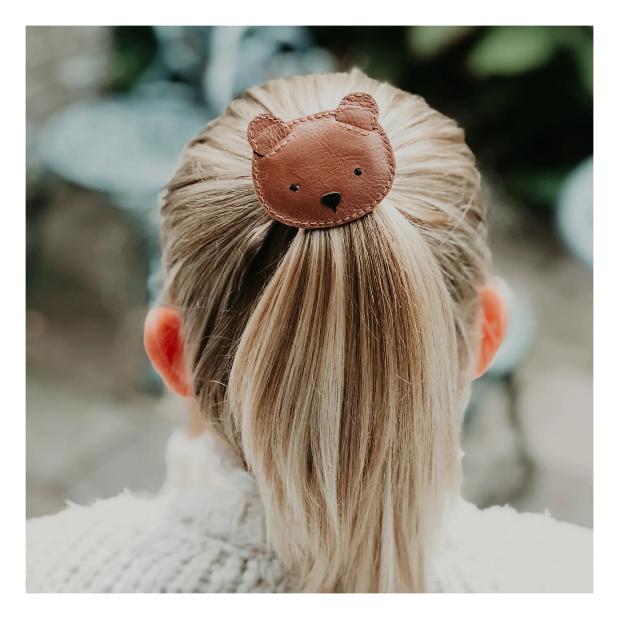 Donsje - Horquilla con diseño de oso Josy | Coñac