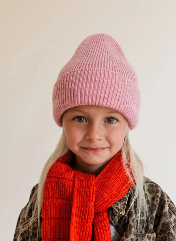 Hvid - Fonzie Gorro de lana merino | rosa chicle