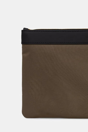 Bandolera Brooklyn de Michael Kors para hombre
