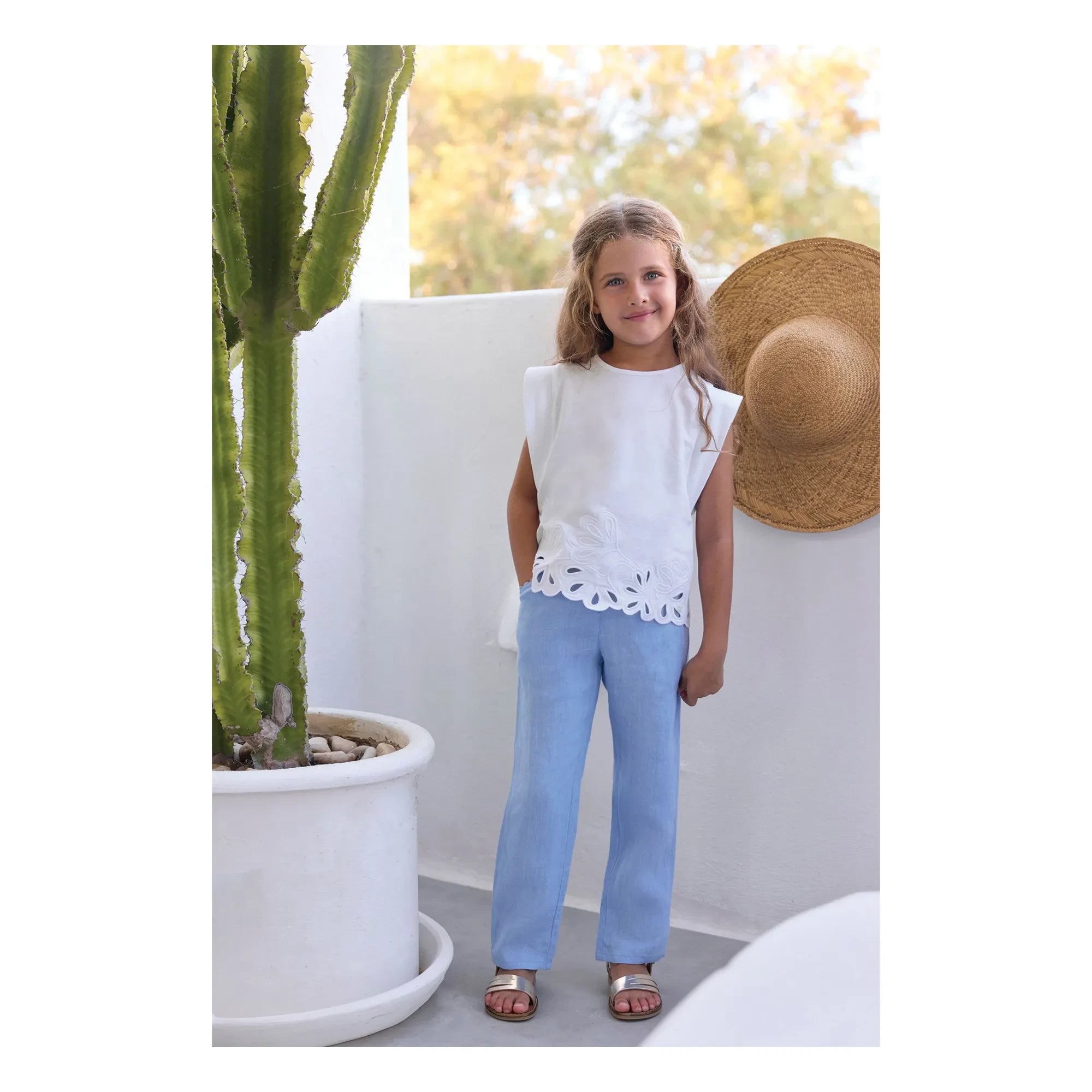 Tartine et Chocolat - Pantalón de lino con bolsillo y volantes | Azul claro