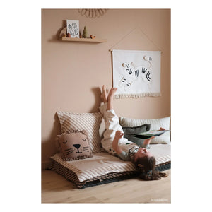 Nobodinoz - Cojín bordado león | Arena