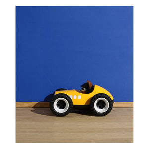 Playforever - Coche Egg Karlos | Amarillo