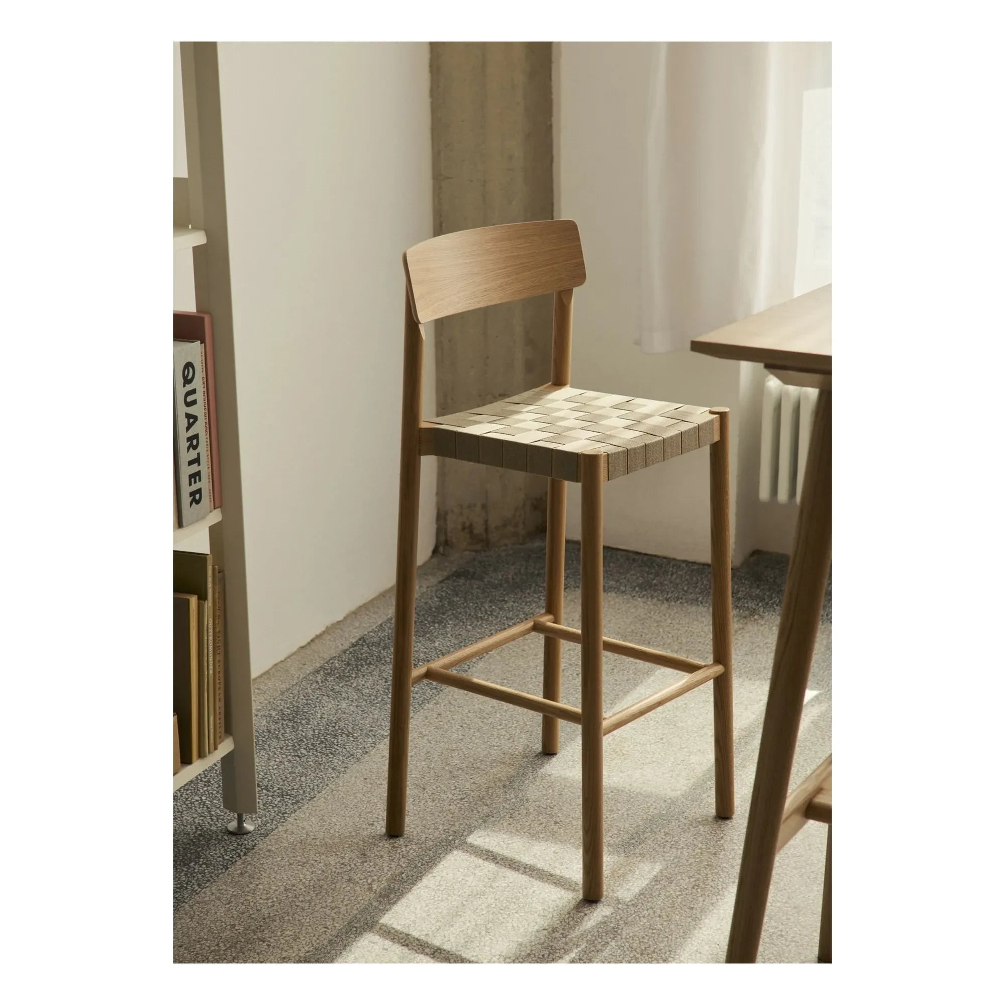 & Tradition - Tabure de bar Betty TK15 en roble natural y junco 75 cm | Roble