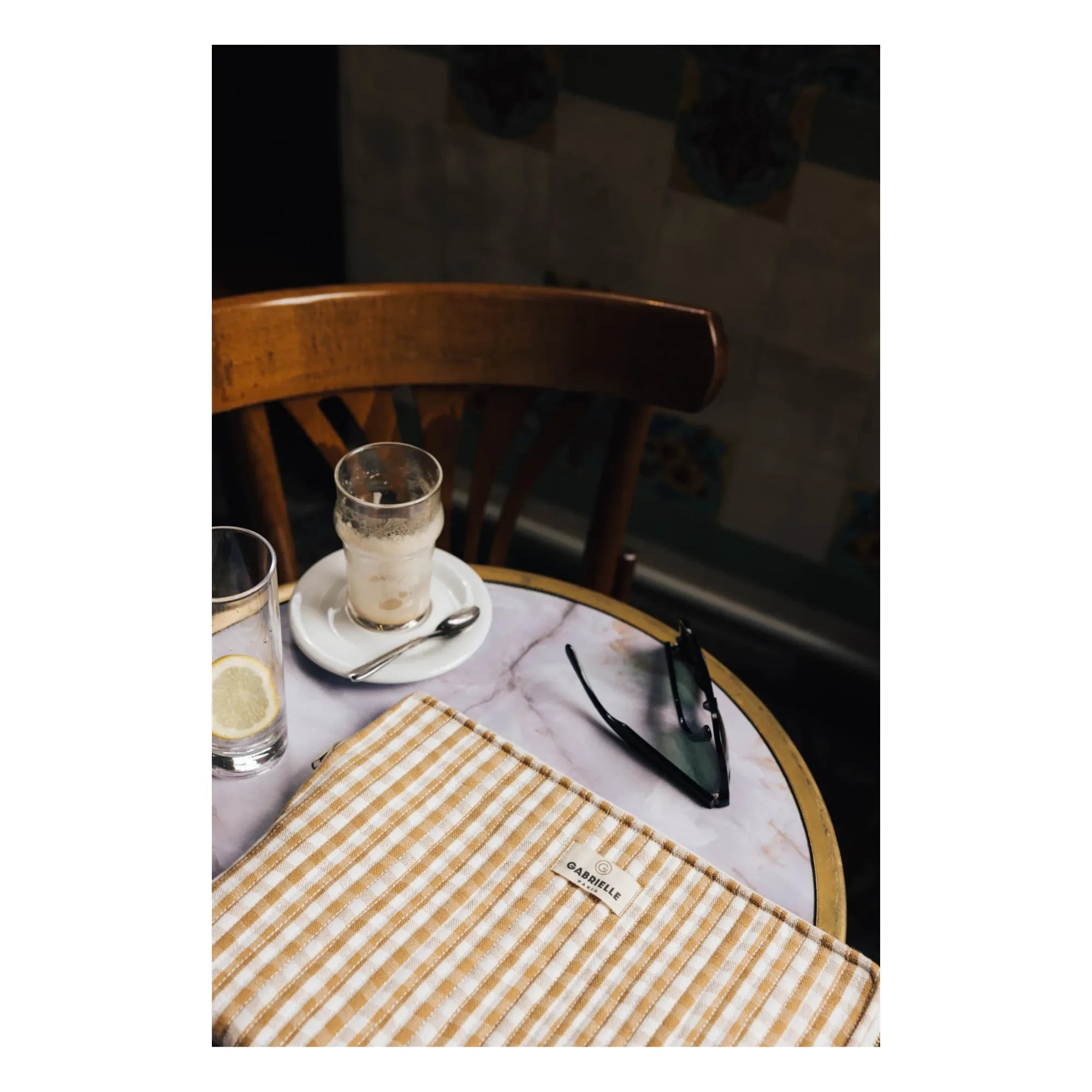Gabrielle Paris - Funda para portátil Gingham | Camel