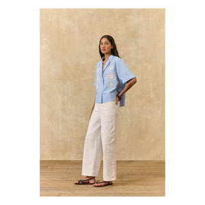 Louise Misha - Camisa de algodón orgánico Emilius | Azul claro