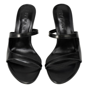BY FAR - Zapatos de tacón Serena de piel semivernizada | Negro