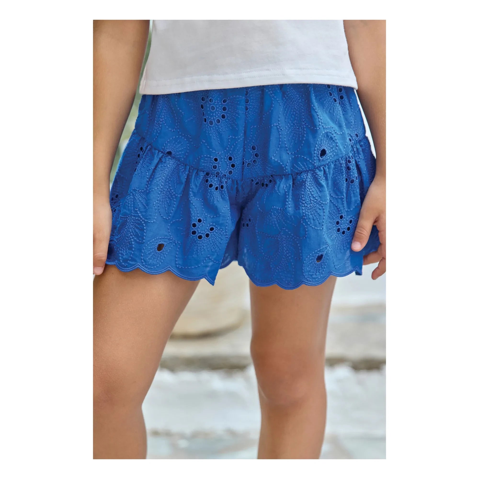 Tartine et Chocolat - Pantalón corto con bordado floral | Azul real