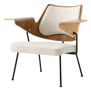 & Tradition - sillón RD8, Robin Day | Gris claro
