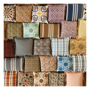 Madam Stoltz - Funda de almohada de algodón con estampado floral | Verde