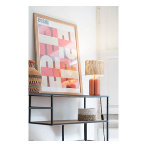 Cosin - Lámpara de mesa con pantalla de rafia Charlotte | Coral