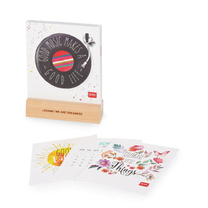 Legami - Calendario con base de madera - 2027