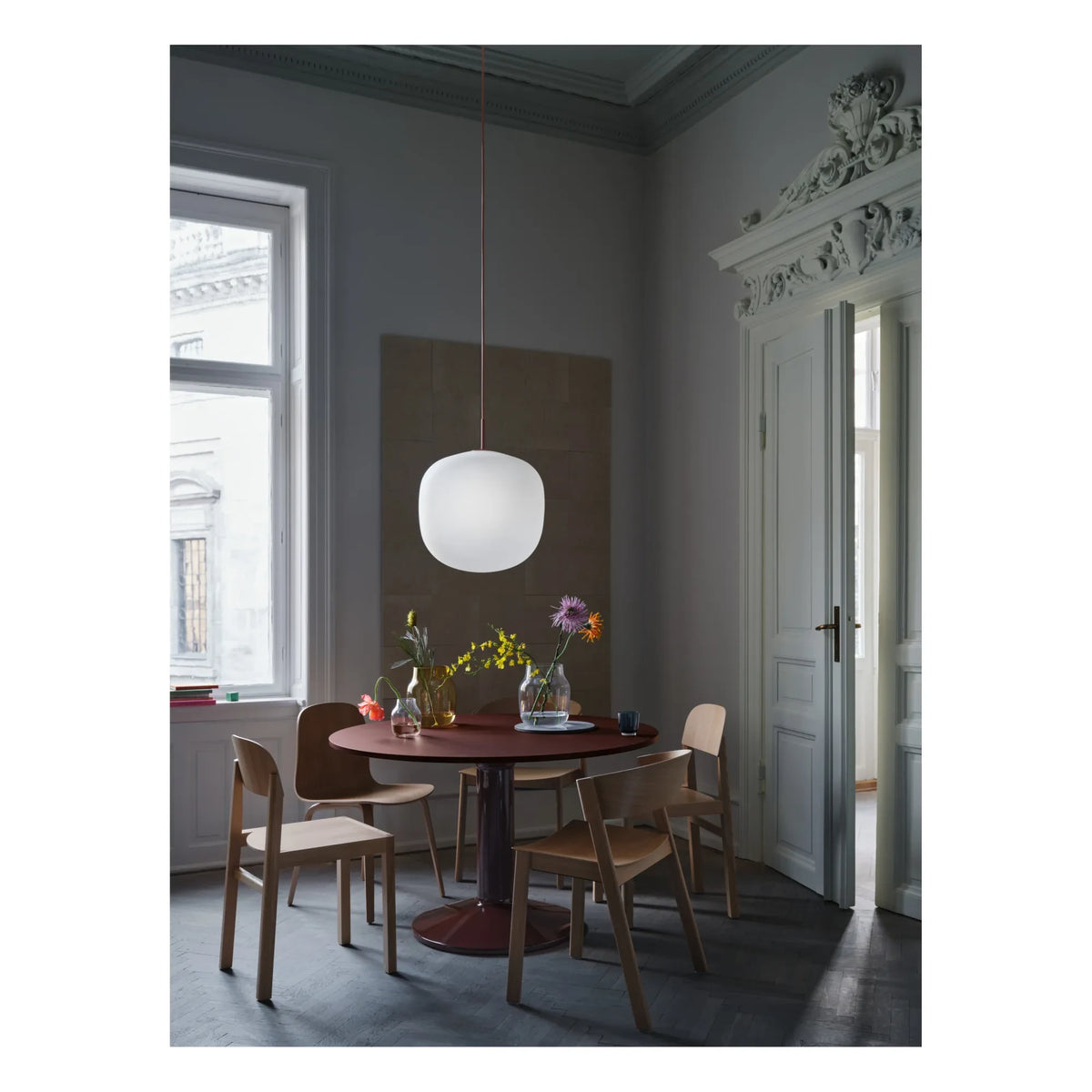Muuto - Midst Mesa Redonda | Burdeos