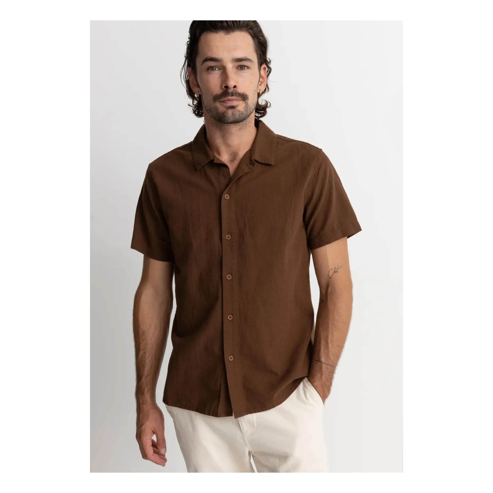 Rhythm - Blusa Clásica de Lino | Chocolate