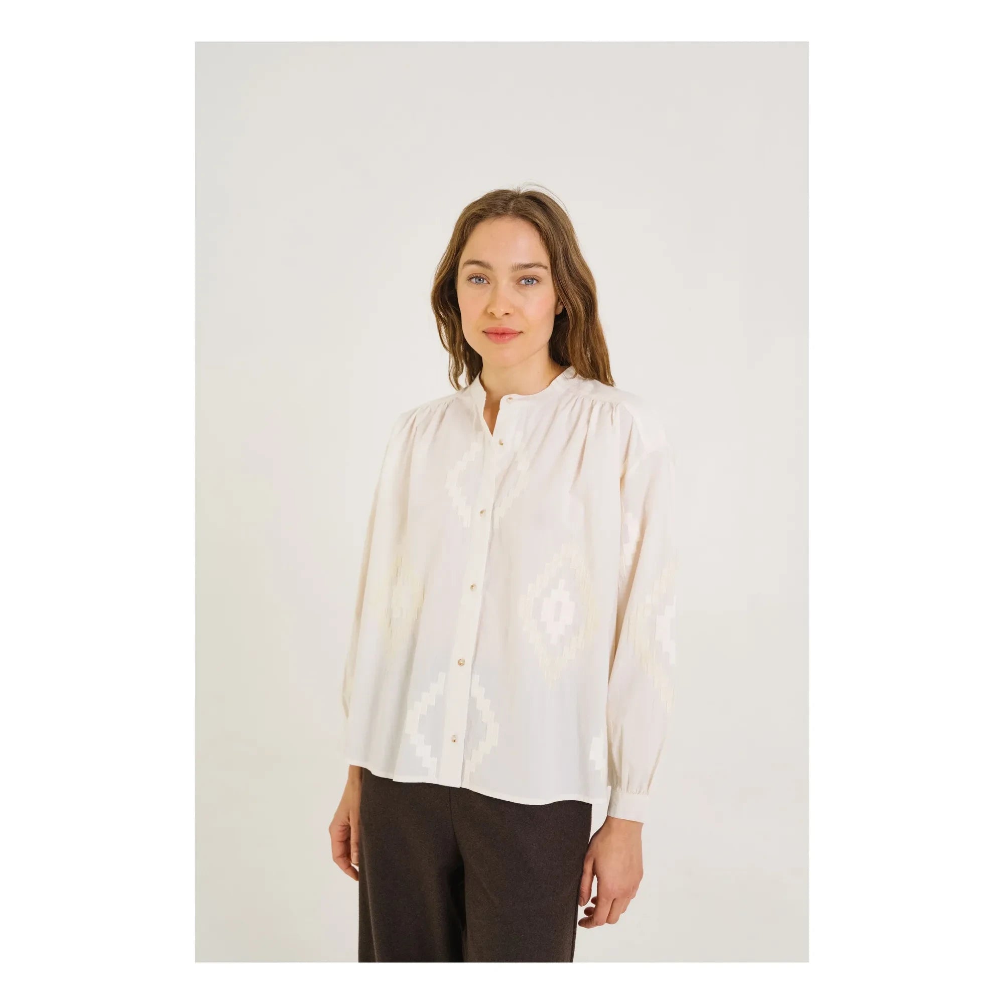 Sacrécoeur - Blusa bordada Ella Astra | Crudo
