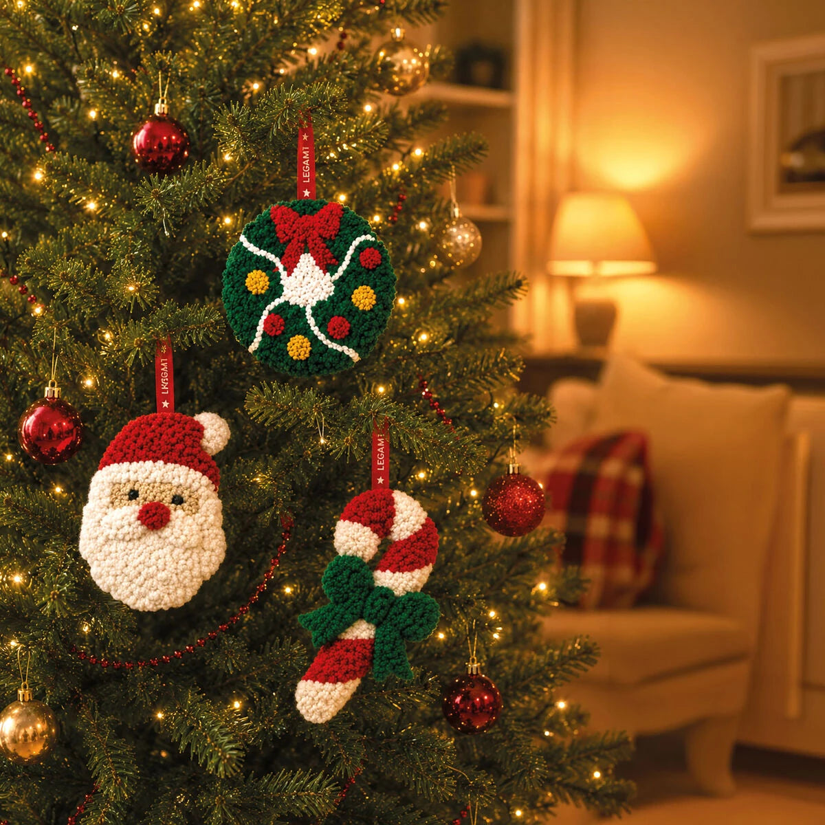 Legami - Kit creativo para decoraciones navideñas colgantes - Kit de punch needle