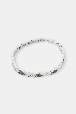 Pulsera icónica de Maserati
