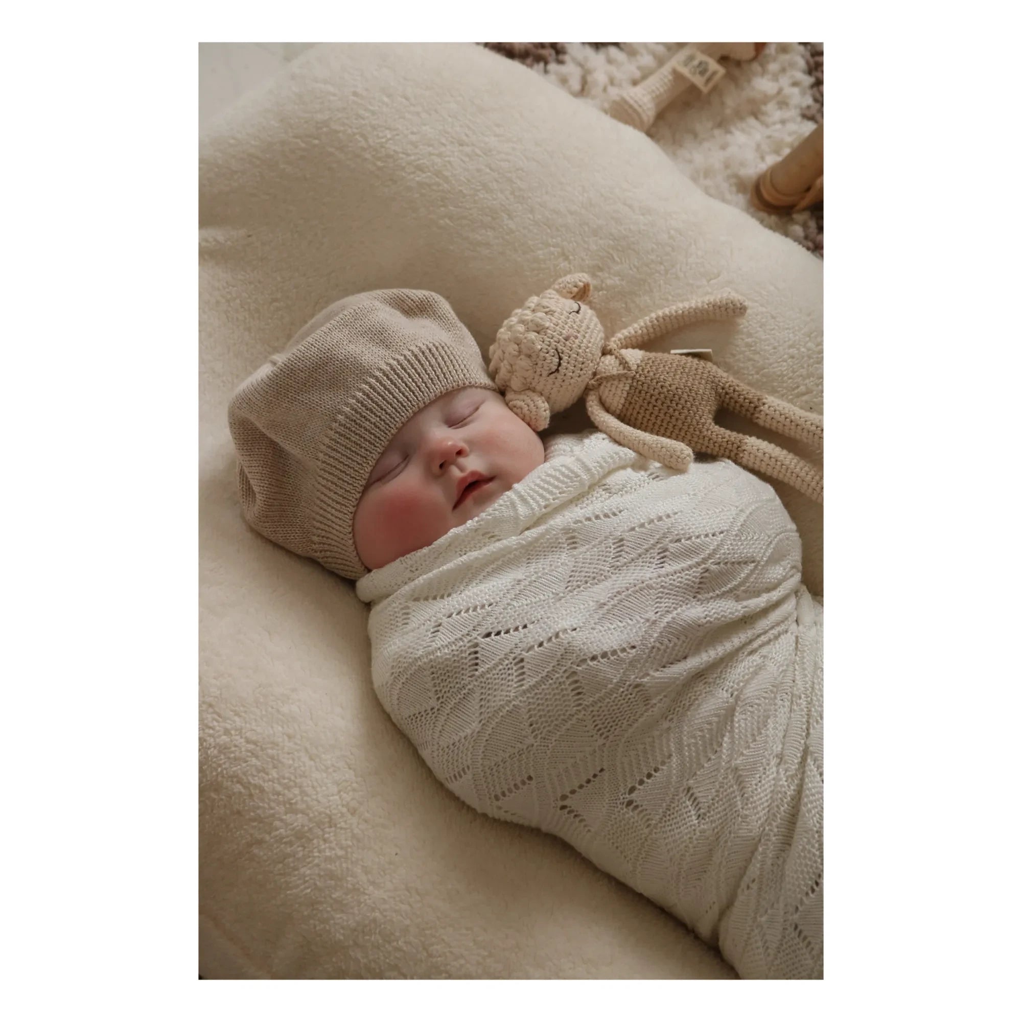 Patti Oslo - Cordero de peluche