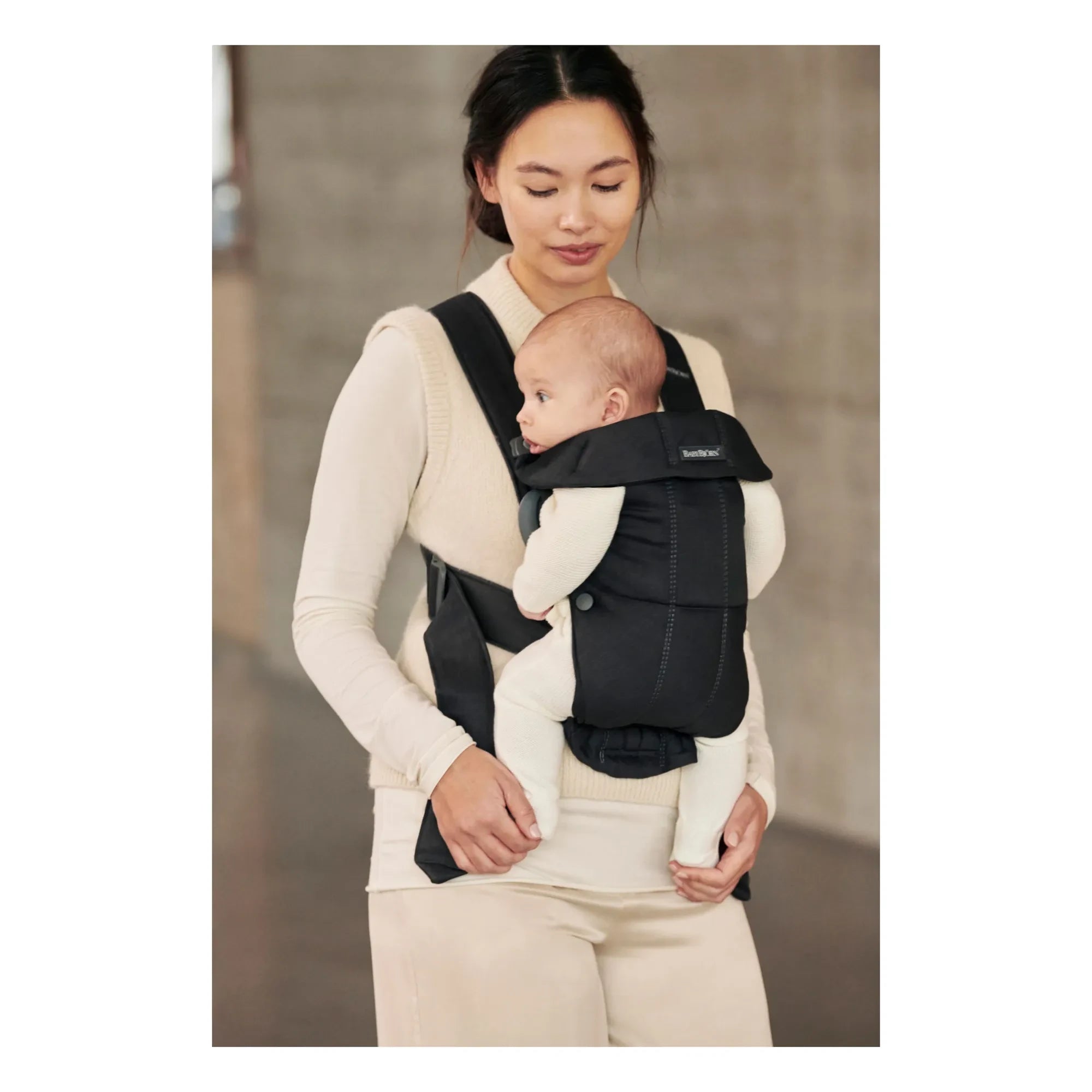 BabyBjörn - Mochila Portabebés Mini | Negra