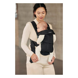 BabyBjörn - Mochila Portabebés Mini | Negra