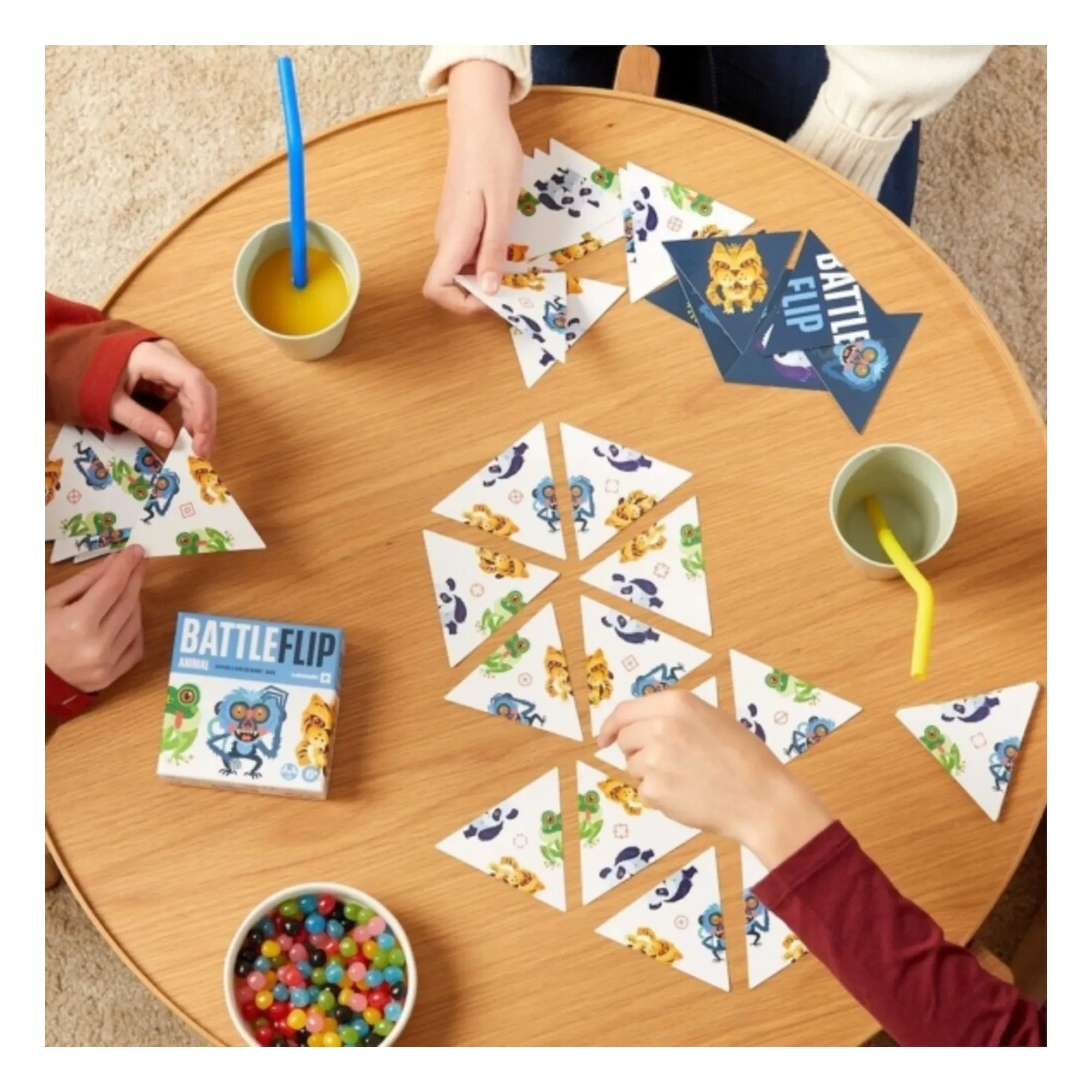 Laboludic - Juego de cartas Battle Flip Les Monstres