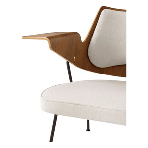 & Tradition - sillón RD8, Robin Day | Gris claro