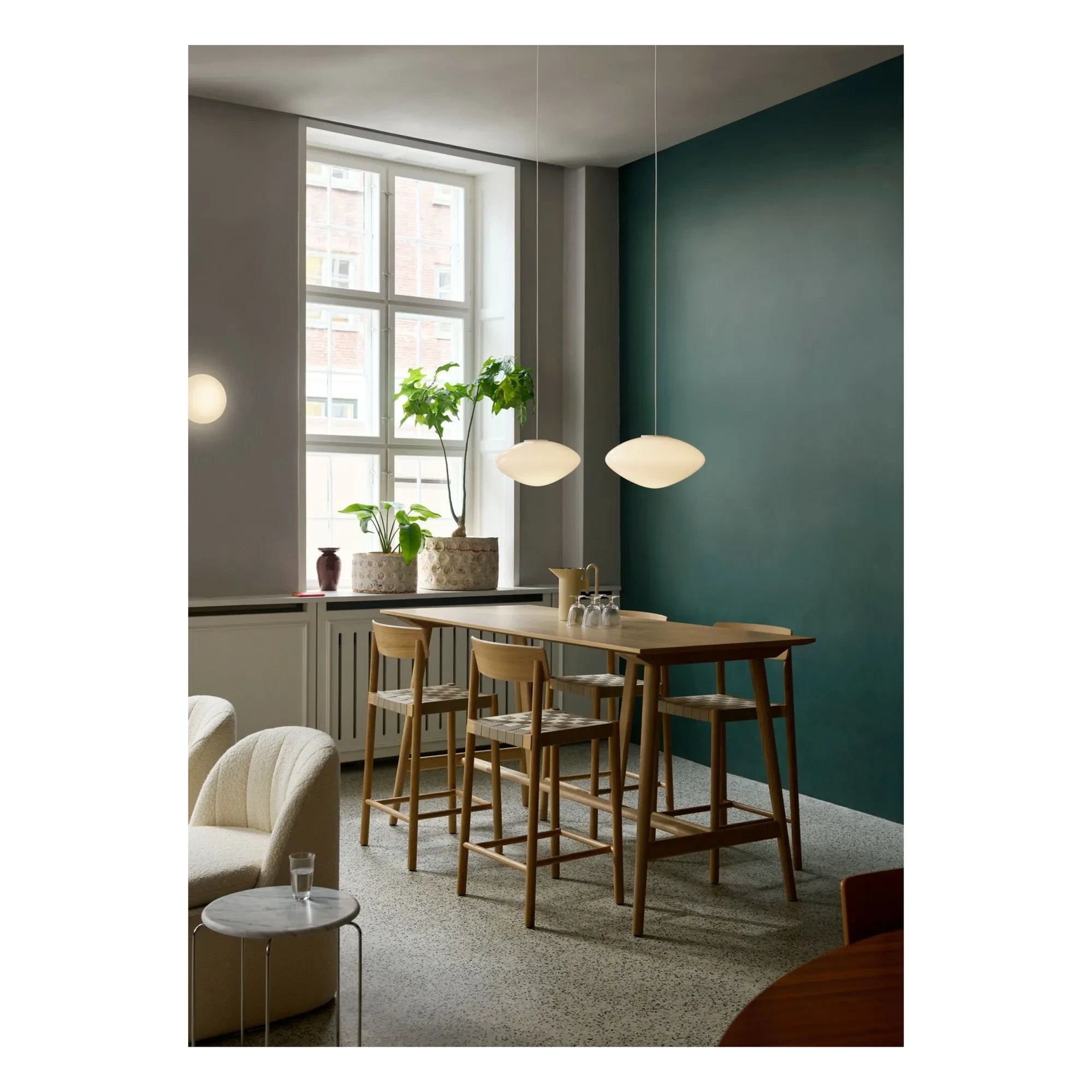 & Tradición - Tabure de bar Betty TK12 de madera de roble natural de 65 cm | Roble