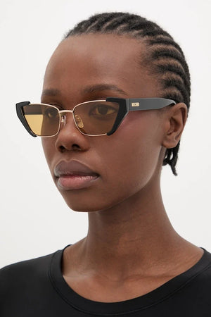 Gafas de sol Moschino de ojo de gato para mujer