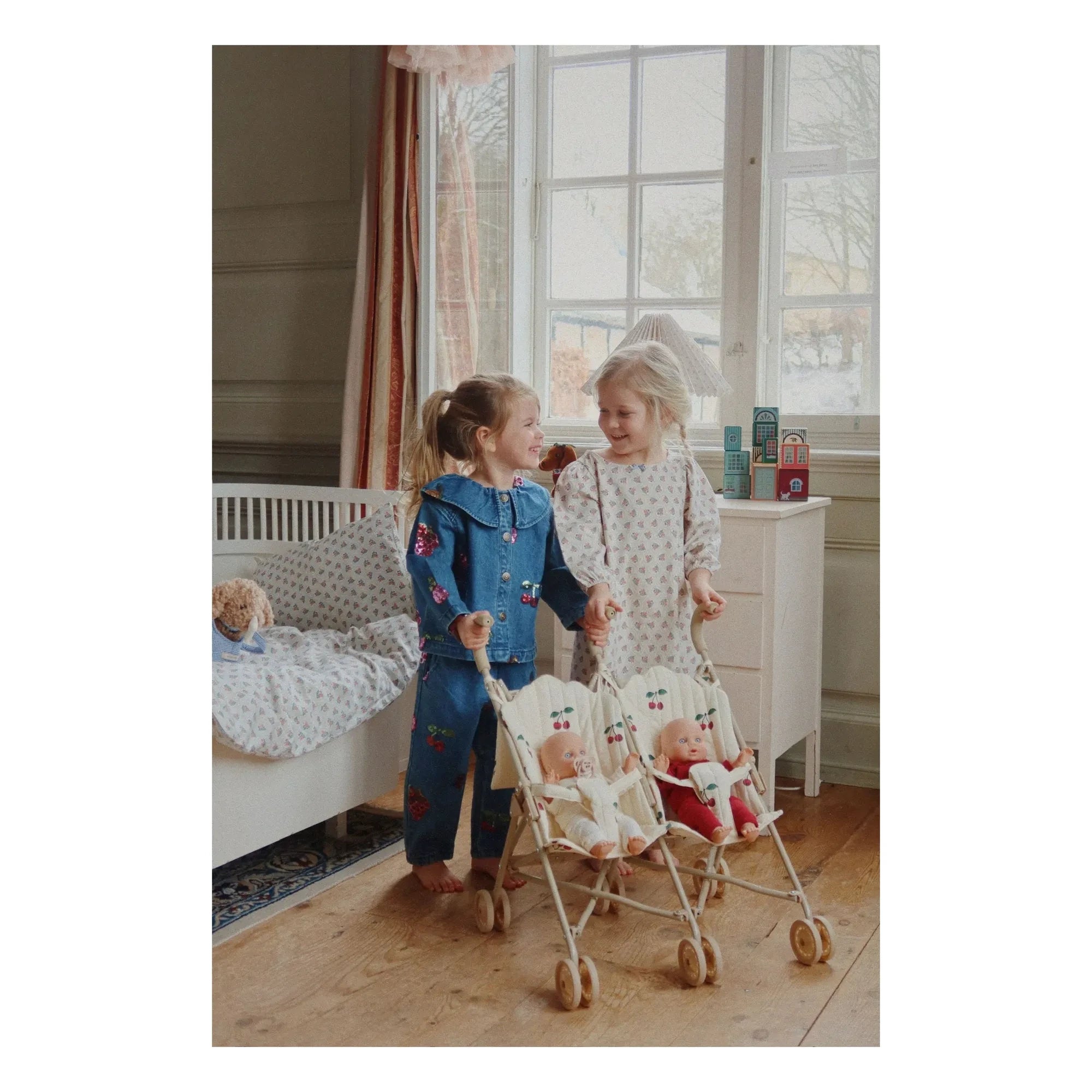 Konges Sløjd - Muñecas Bobo y Bobbie