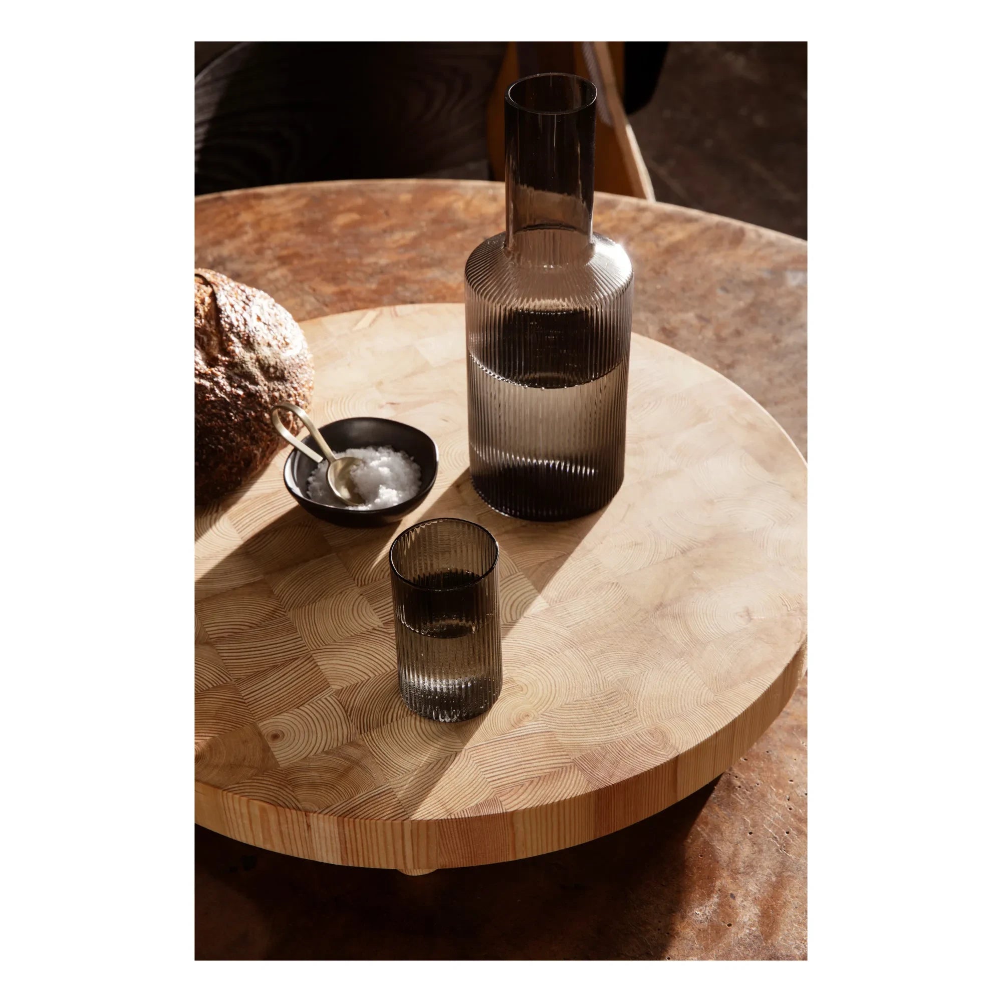 Ferm Living - Juego de vasos Ripple de cristal - Juego de 4 | Gris