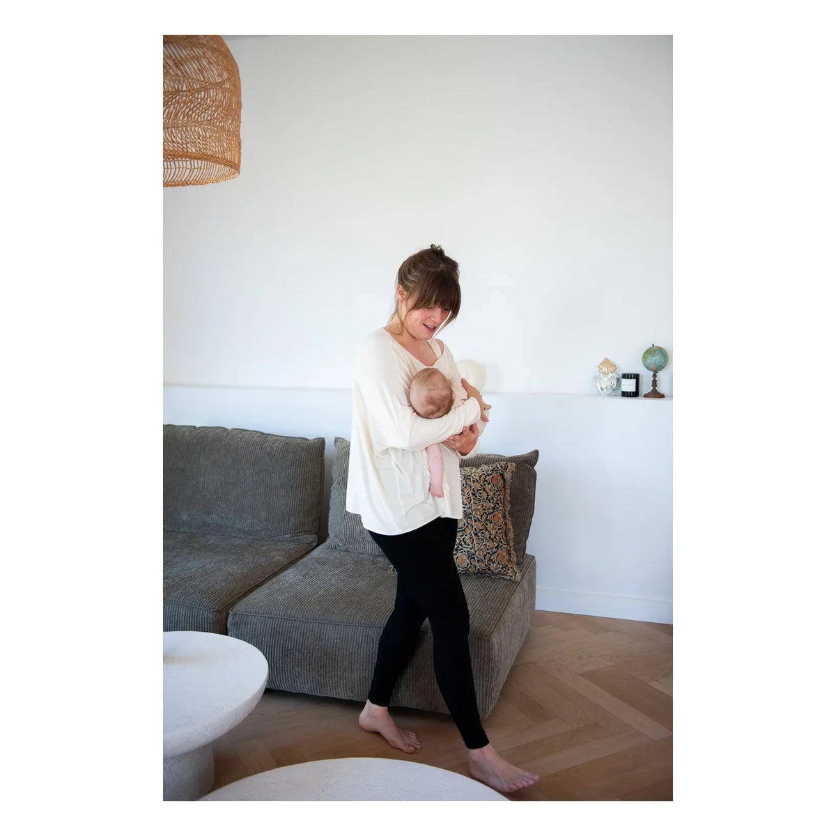 Mama Hangs - Mallas de embarazo Mama Flow | Negro