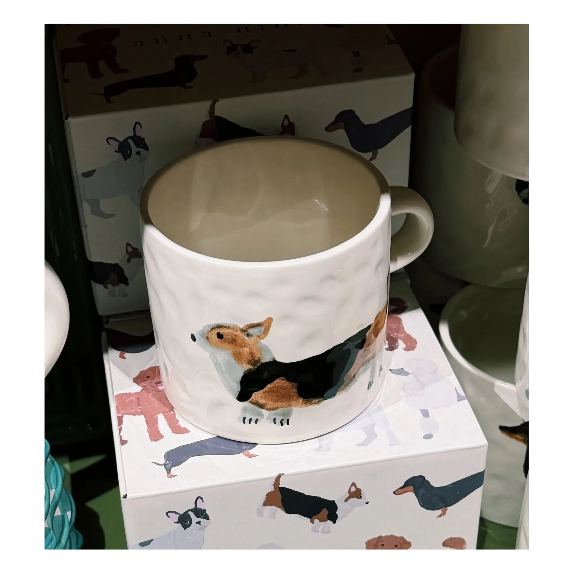 Anna + Nina - Taza Corgi