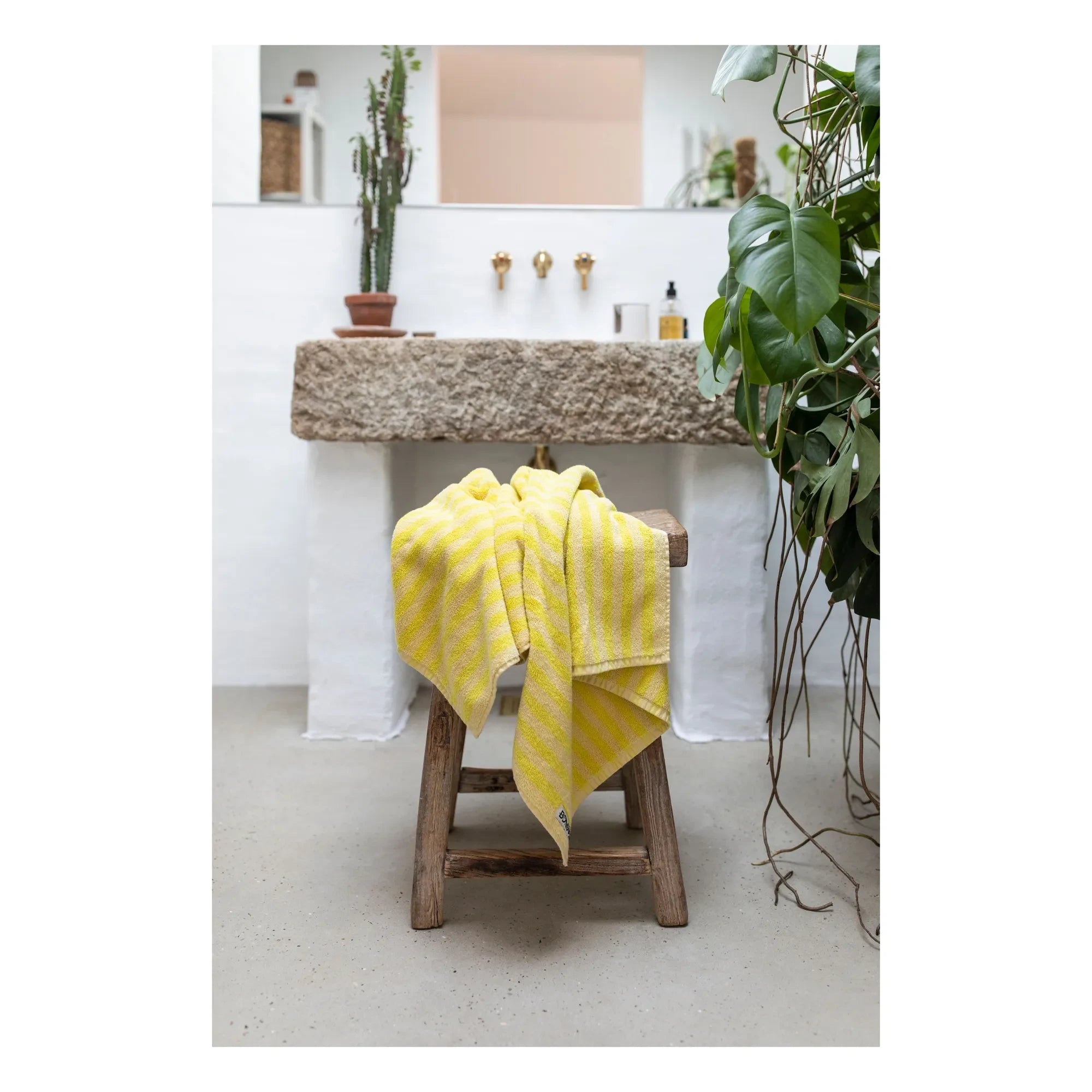 Bongusta - Toalla de baño Naram | Amarillo