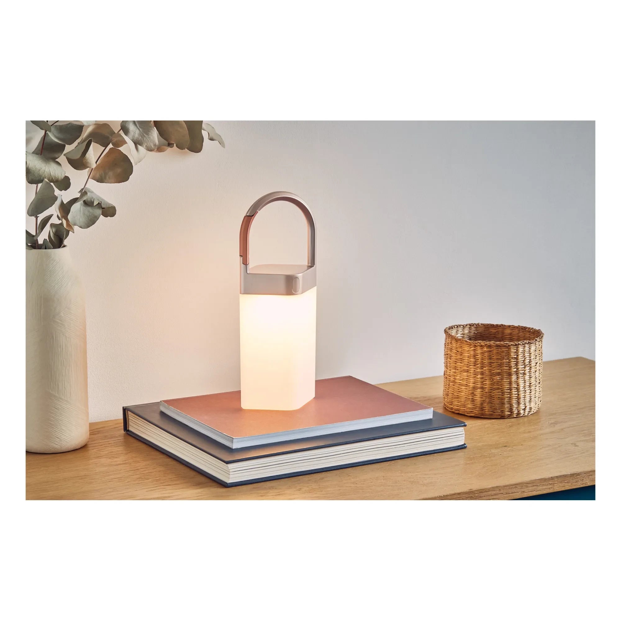 Lexon - Lámpara LED portátil de exterior Horizon | Oro
