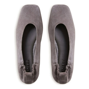 A. Emery - Olgi Bailarinas | Gris