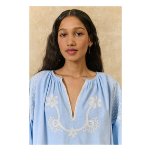 Louise Misha - Vestido de algodón orgánico Janice | Azul