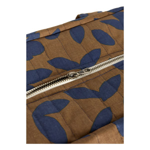 Nobodinoz - Bolso cambiador impermeable Hyde Park Blue Leaves | Azul