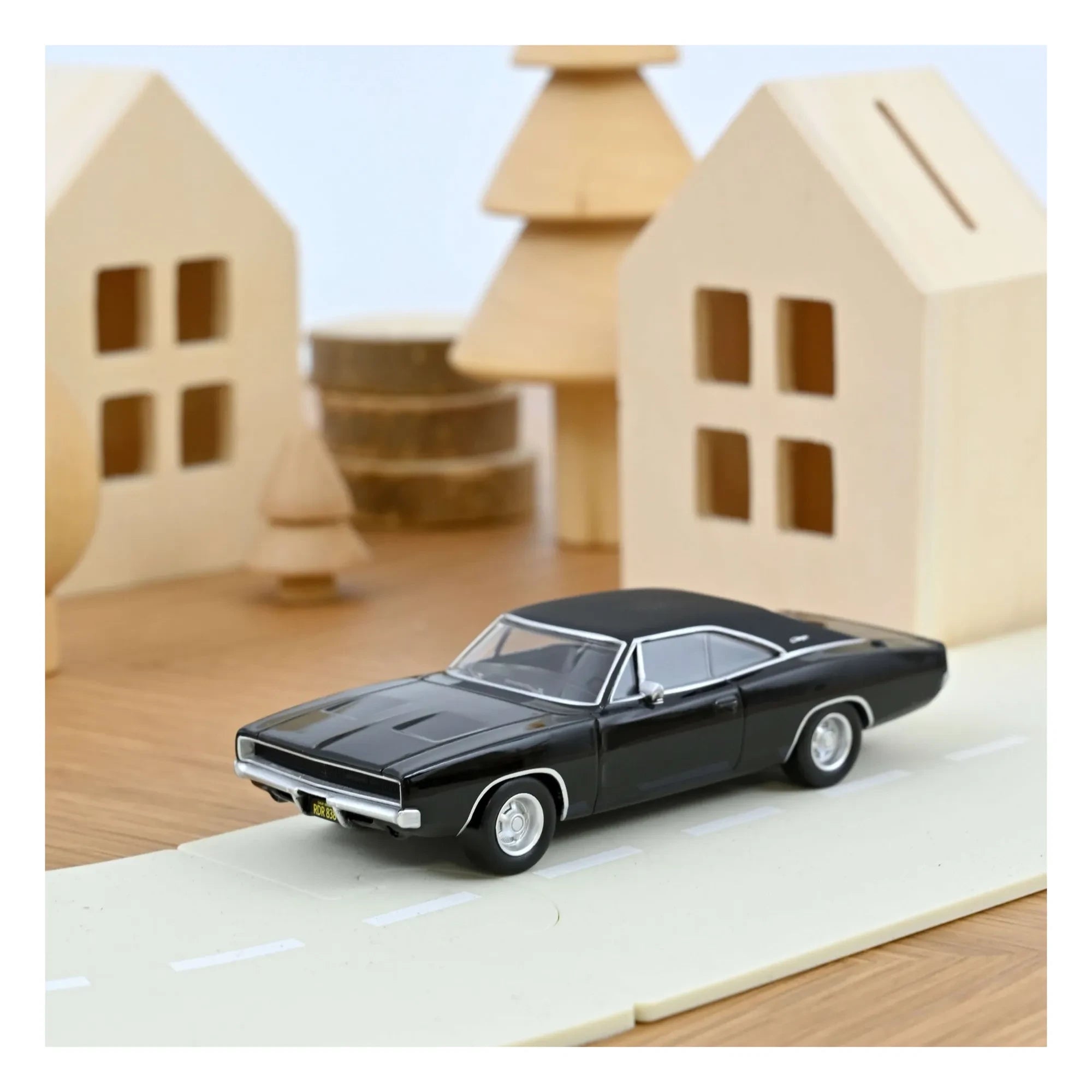 Norev - Coche Dodge Charger de 1968