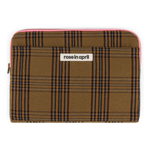 Rose in April - Bolso para portátil Octave Tartan | Marrón