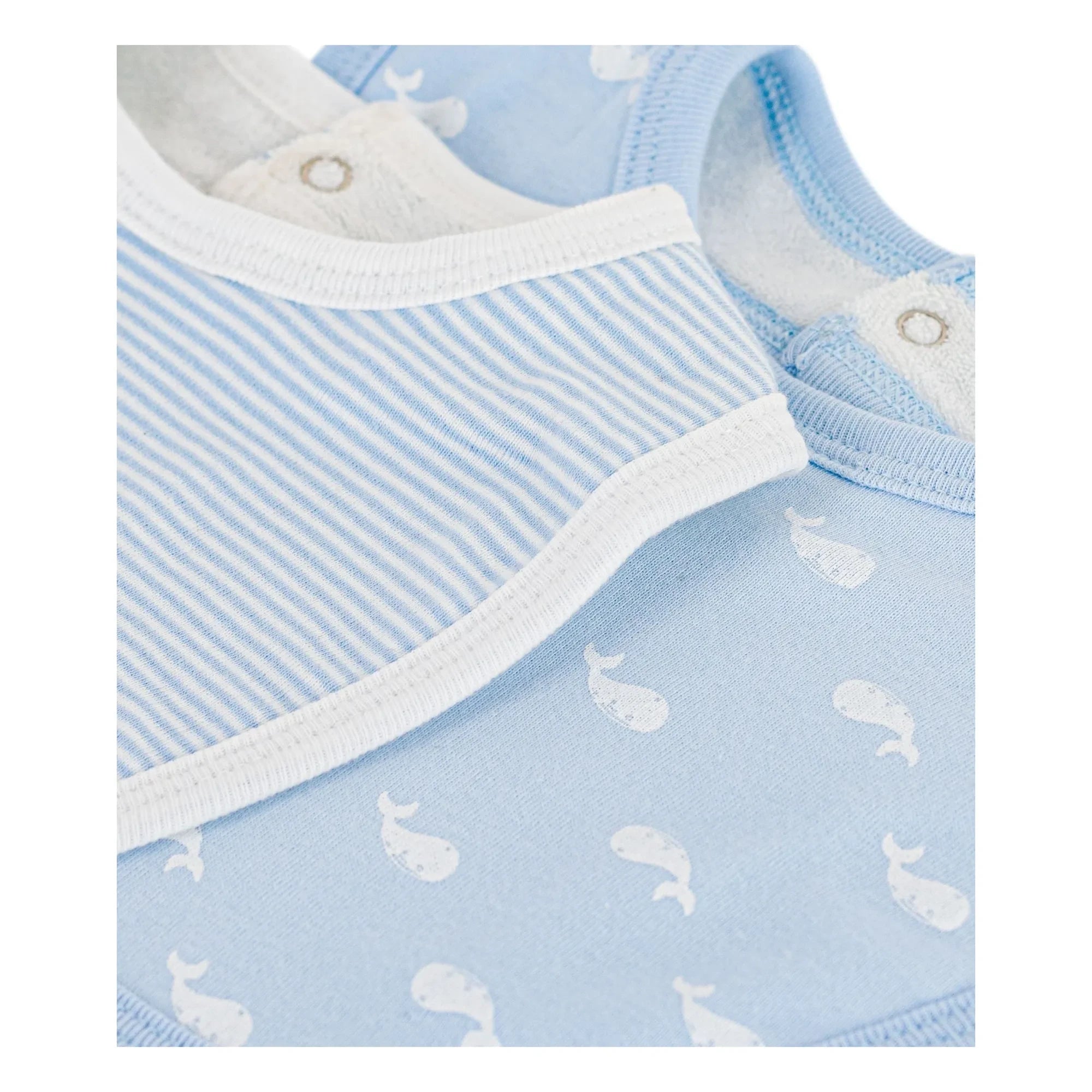 Petit Bateau - Set de 2 baberos de algodón orgánico con ballenas | Azul