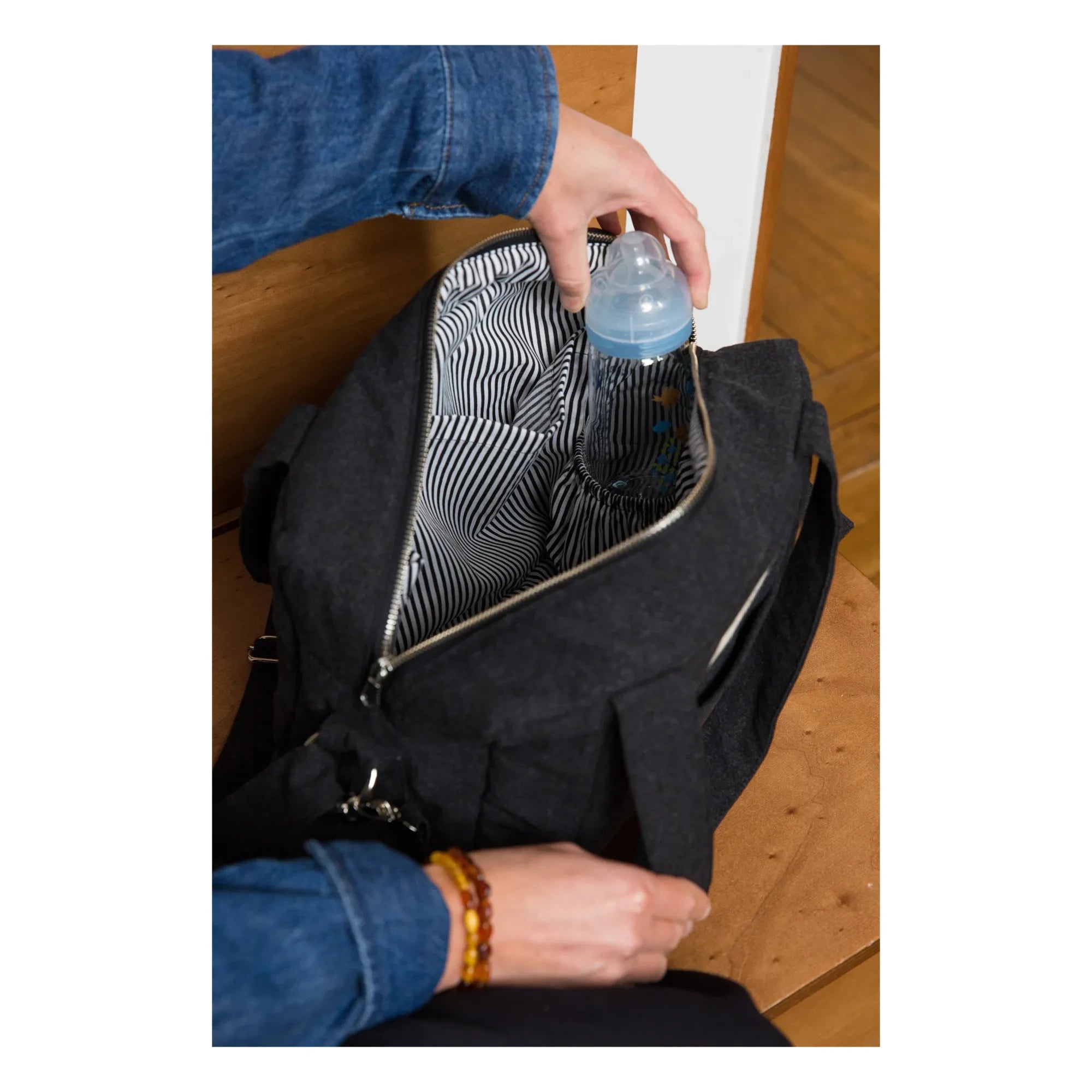 rivedroite - Bolso cambiador Mini Darcy de algodón reciclado | Negro