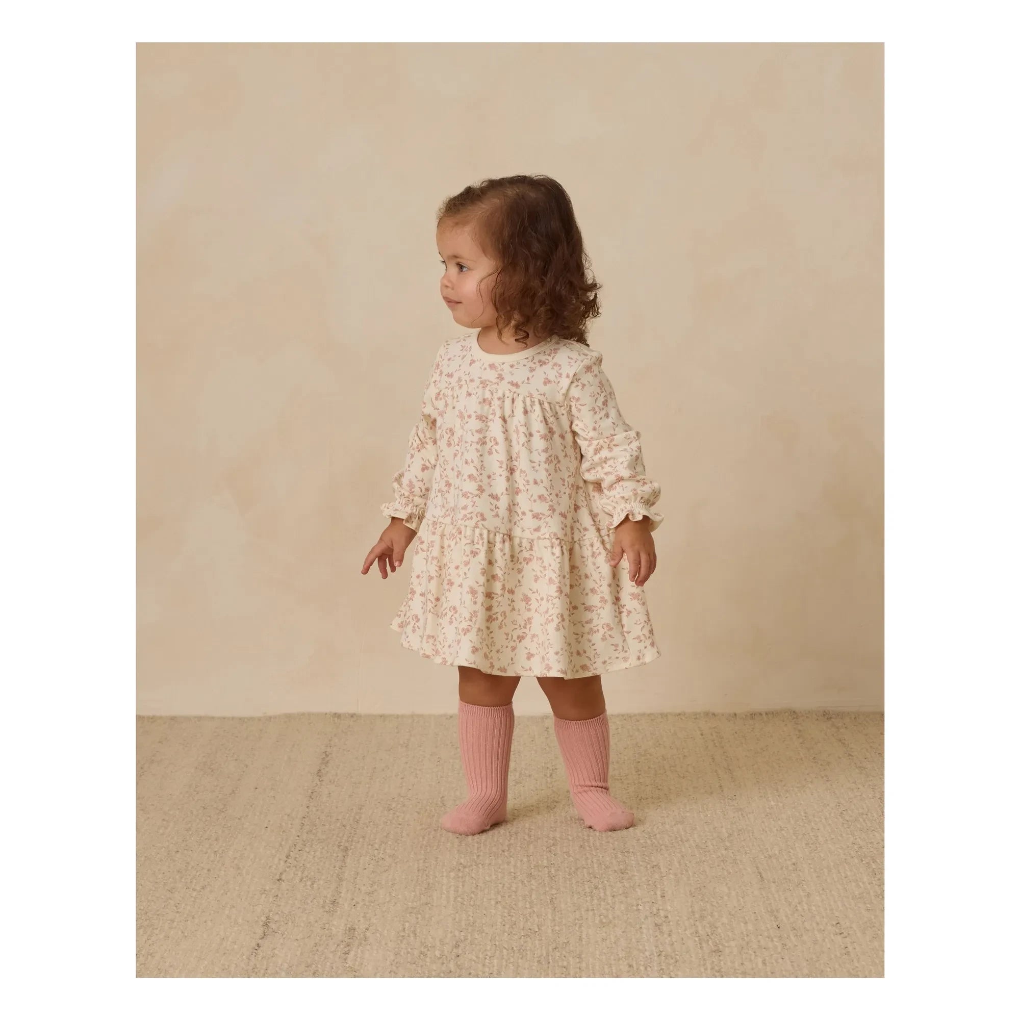 Quincy Mae - Vestido orgánico de algodón con flores | Marfil