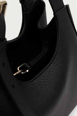 Bolso hobo de cuero Furla Dora S para mujer