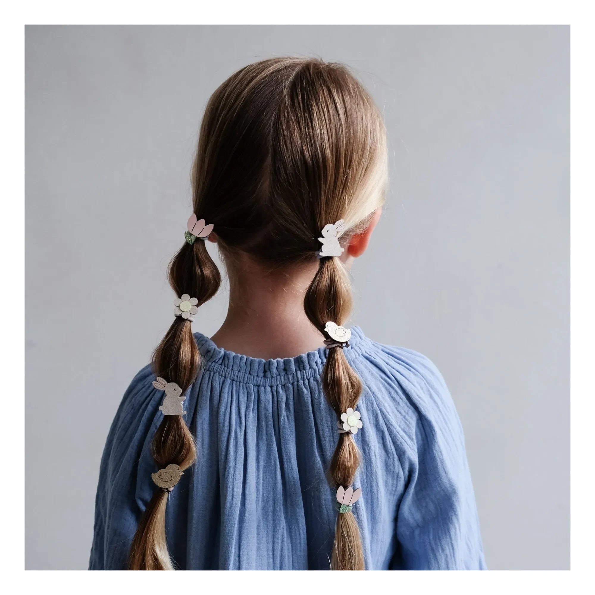 Mimi & Lula - Set de 8 mini scrunchies de Pascua | Beige