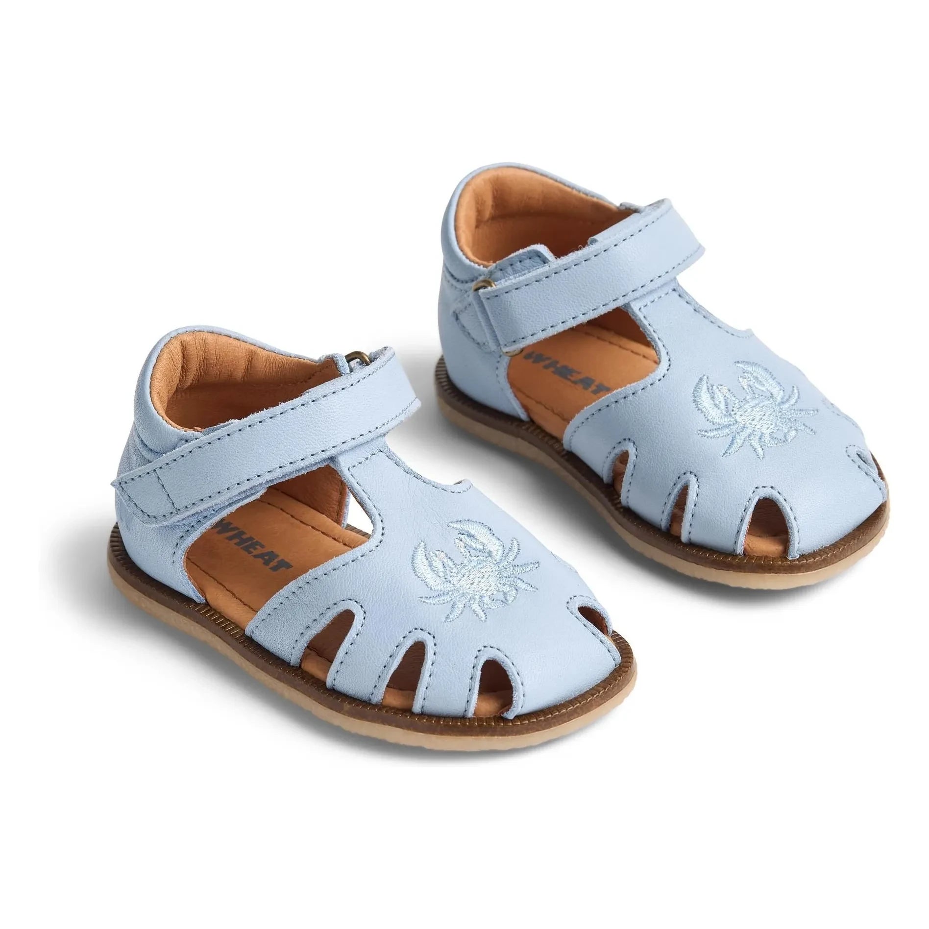 Wheat - Sandalias de piel con cangrejo de Lowe | Azul pálido