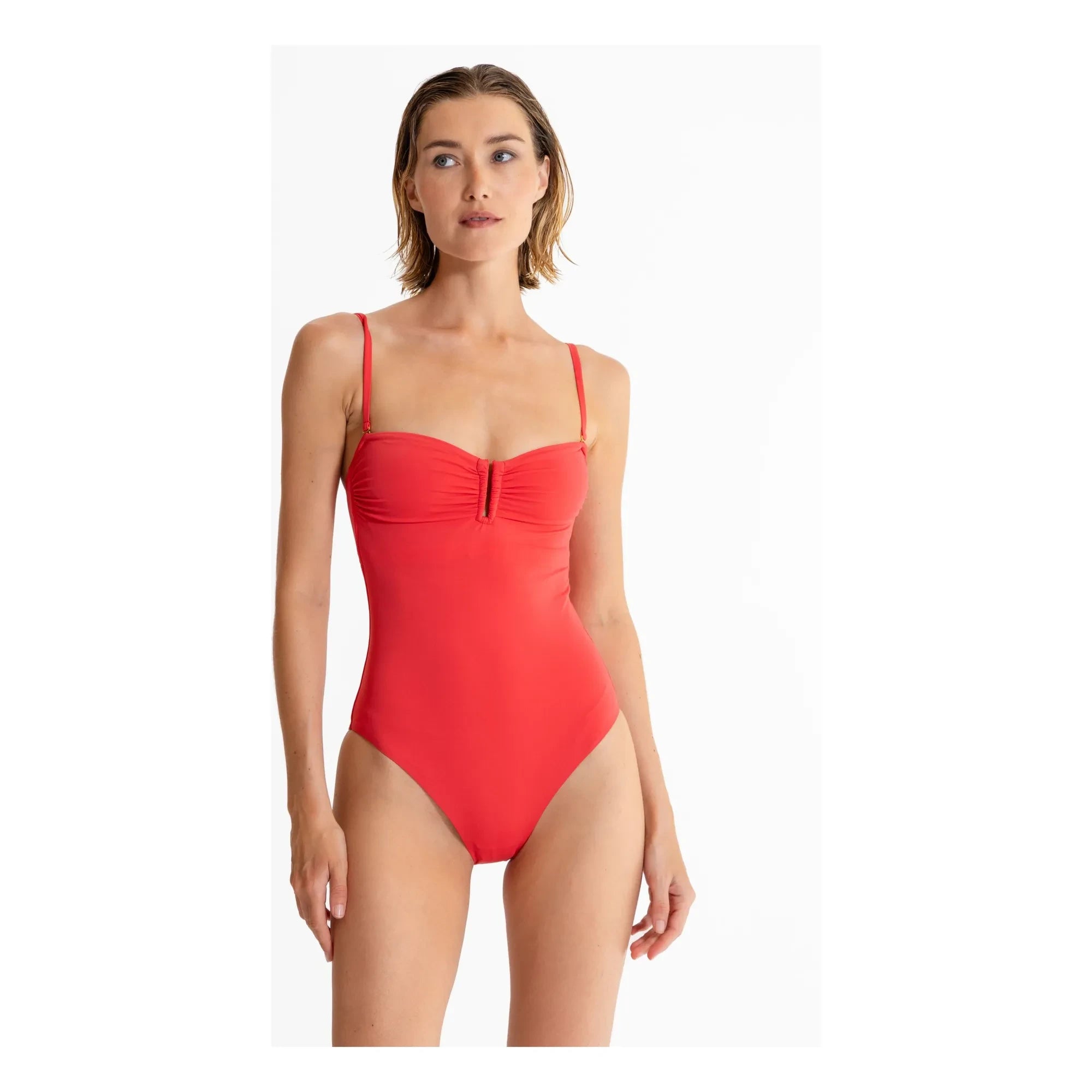 Mujer menuda - Annabelle Mayo | Rojo